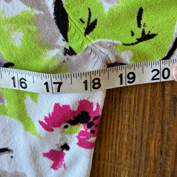 Peck & Peck Floral Print Lightweight Knit Top w/Sequin & Bead Accents Size XL - Picture 10 of 10